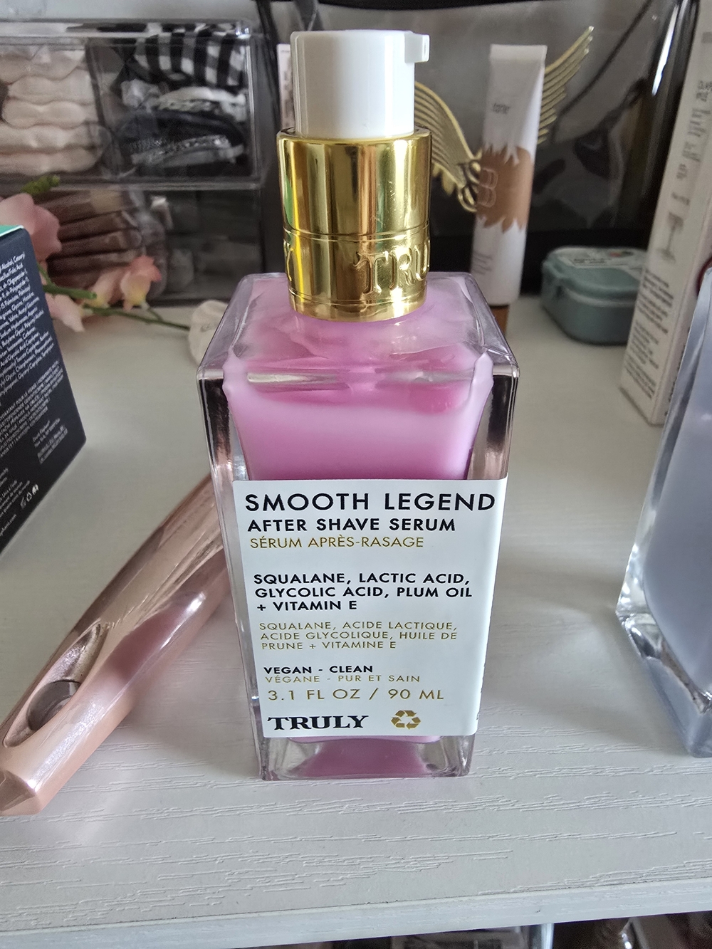 TRULY Smooth Legend After Shave Serum - Pink & Gold Pump